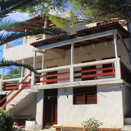Studio Milna 8942b Daire